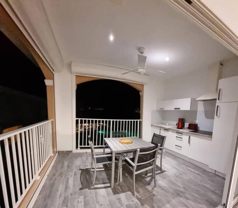 Superbe Studio Lumineux, Vue Sur Piscine Et Mer Baie Nettle Eksteriør billede